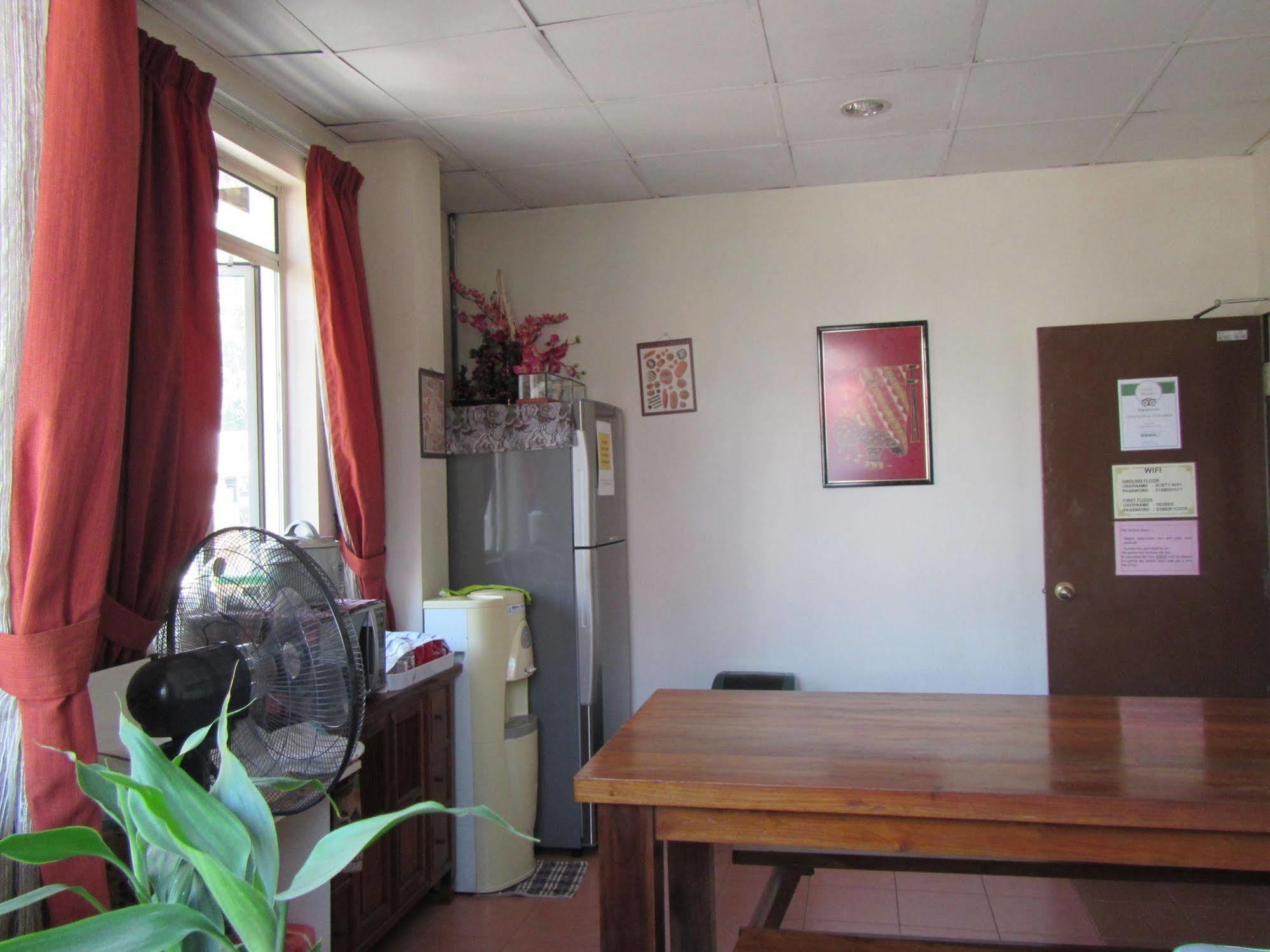 Sensi Backpackers Hostel Kota Kinabalu Eksteriør bilde