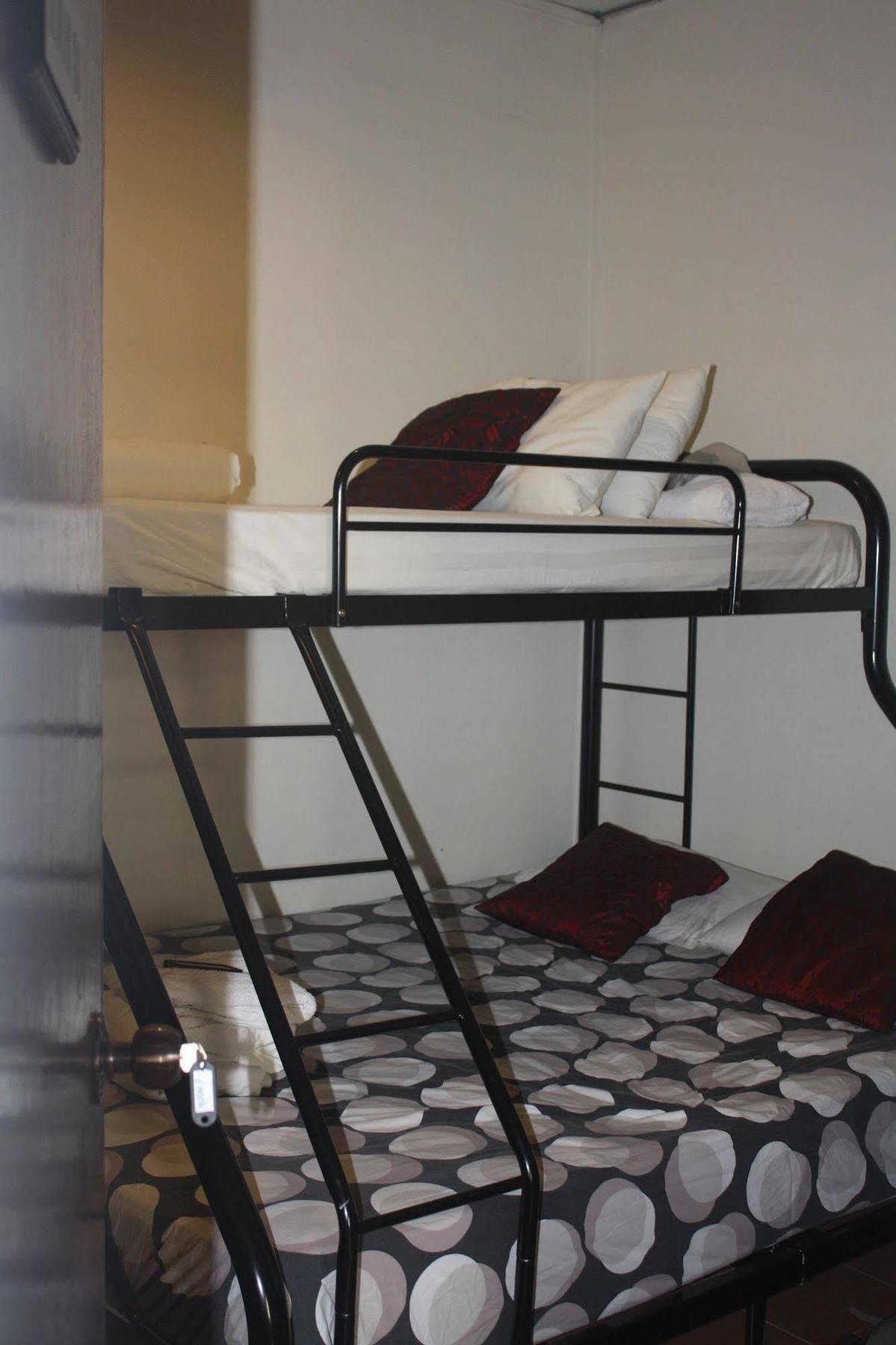 Sensi Backpackers Hostel Kota Kinabalu Eksteriør bilde
